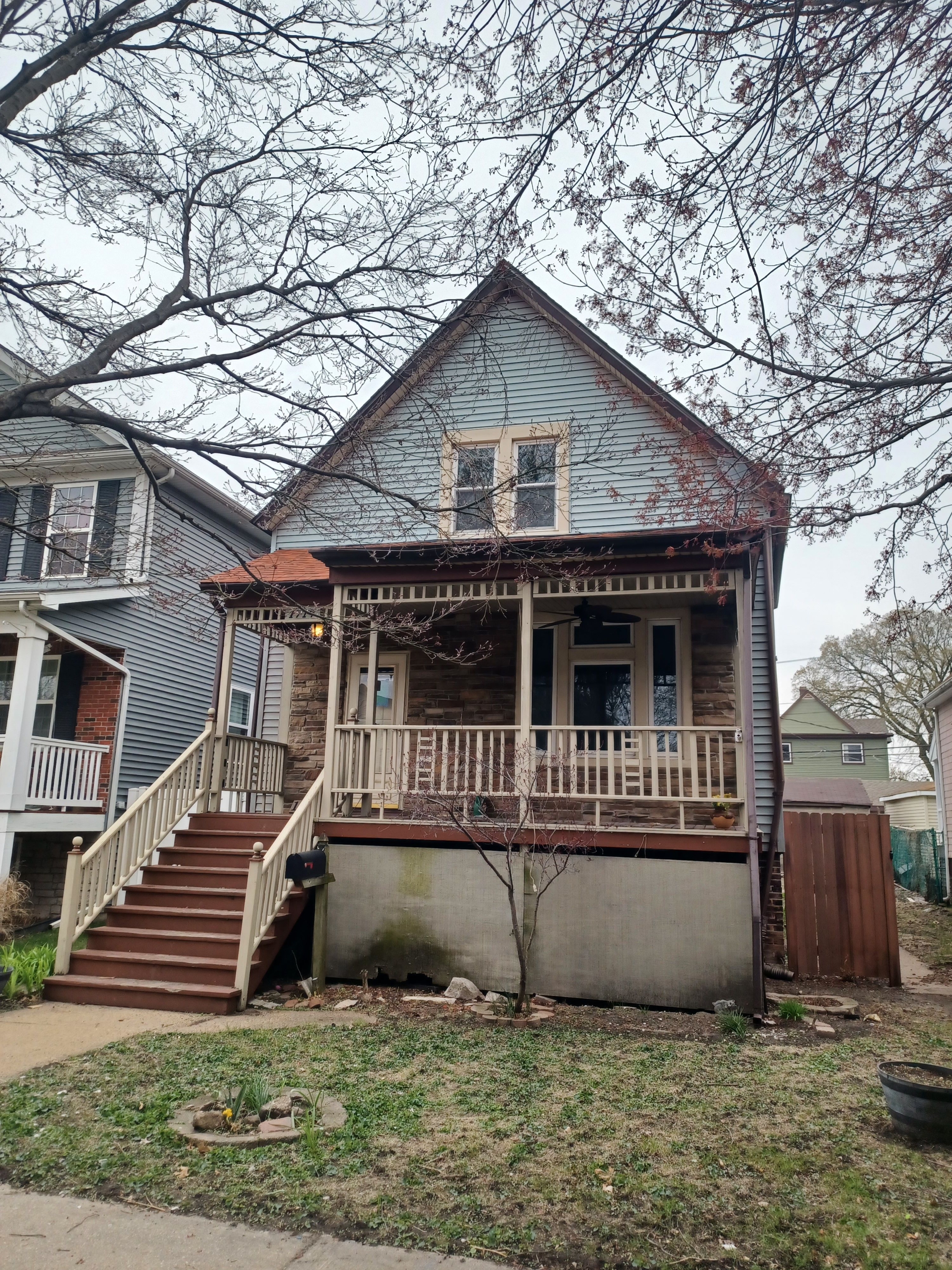 1719 Sheridan Ave