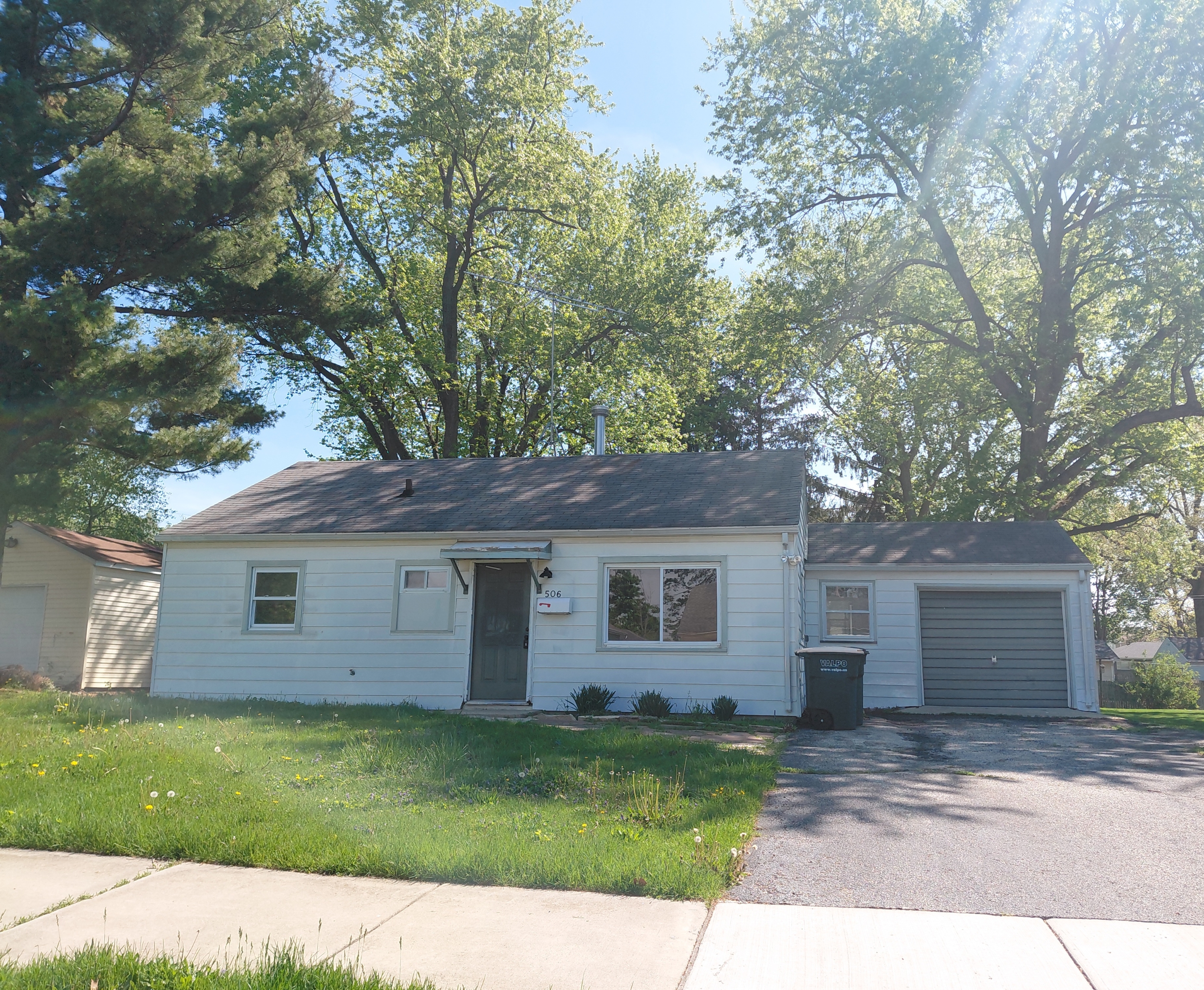 506 Parkside Avenue