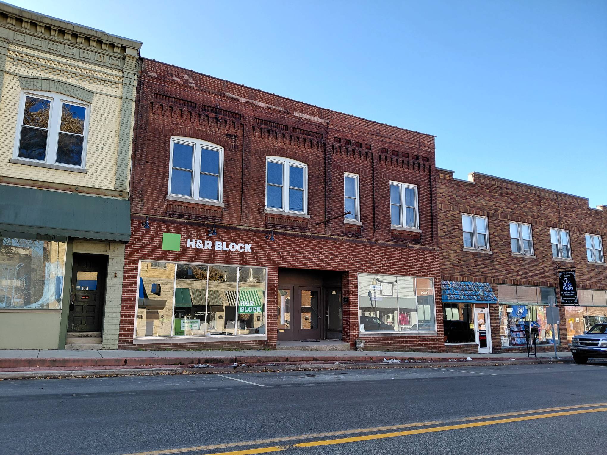 Property main image